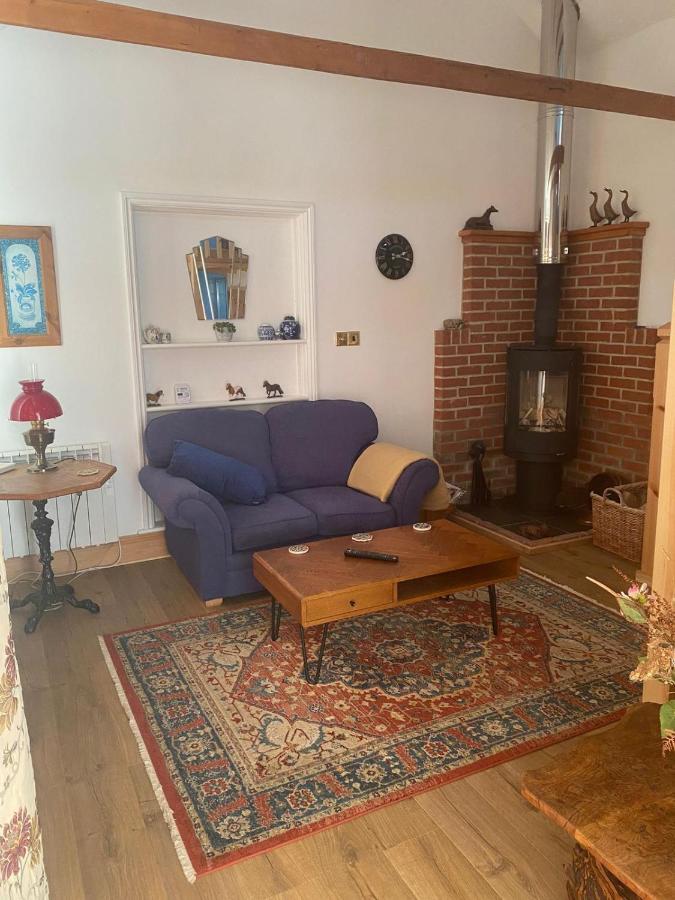 Villa Beautiful Rural Self Contained Farm Annex Hordle Esterno foto